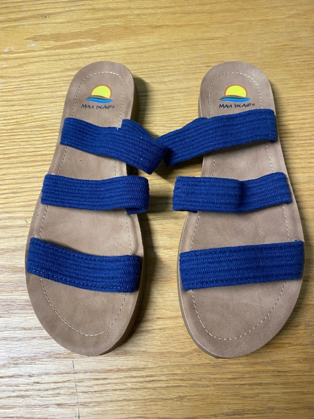 Maui Island Elastic Strap Sandal Size 10